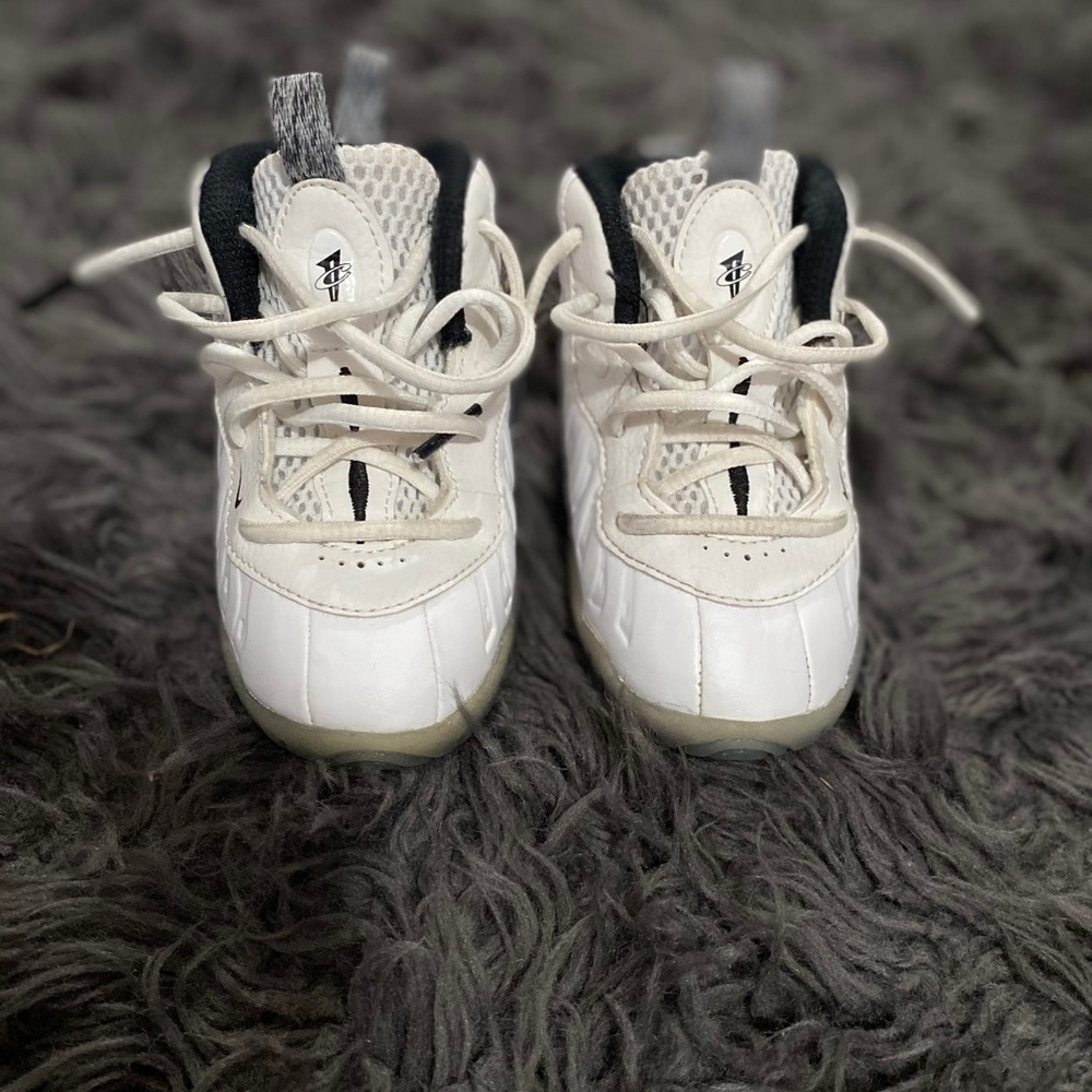 Toddlers’ White Foamposite